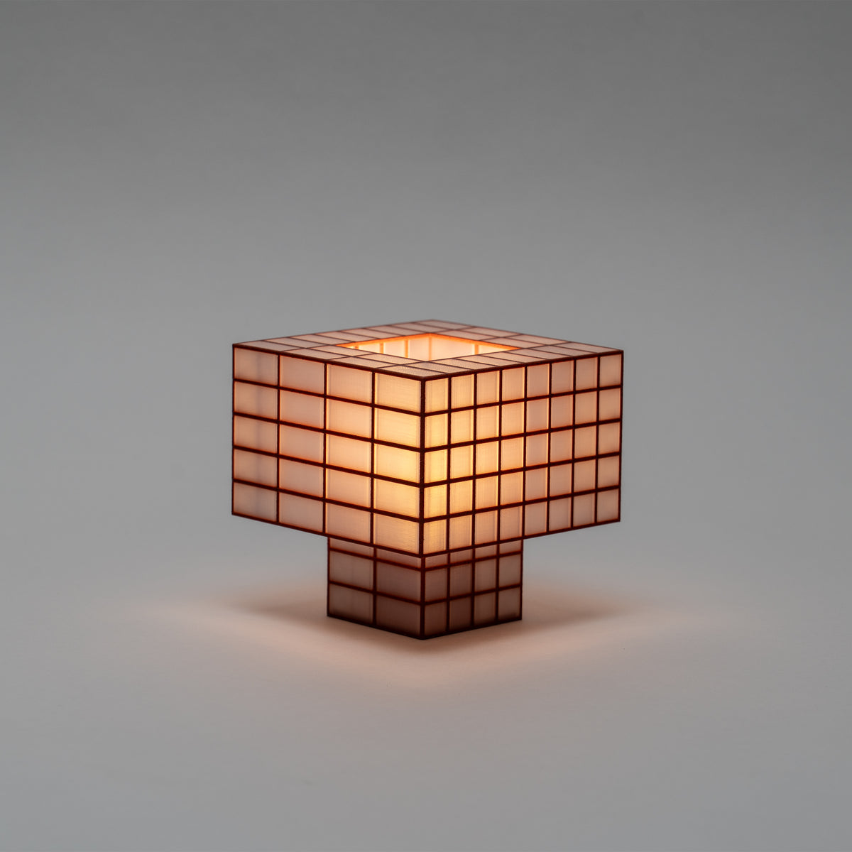 Tesser 5:3 Lamp