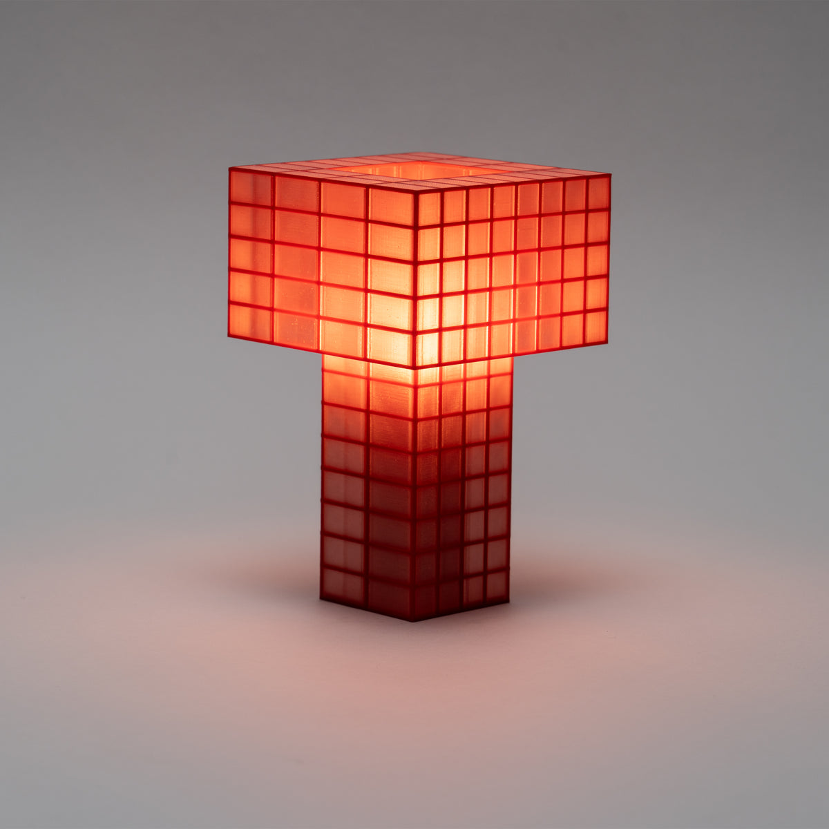 Tesser 5:8 Lamp