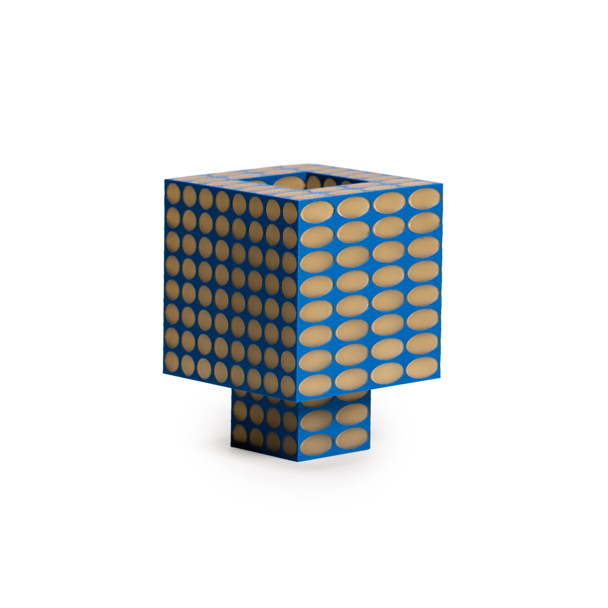 Tesser 8:3 Dots Lamp